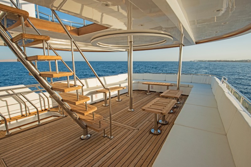 Choose Flooring for Your Boat that Will Give You the Confidence You Deserve
