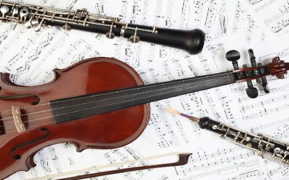 Need to Replace Those Six String Bass Strings in Wilmington, NC?
