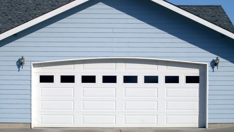 How to Choose Garage Doors in Redding