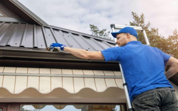 A Clean Roof and Rain Gutters Eventually Pay Off in Puyallup, WA