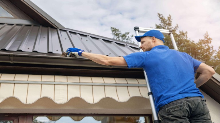 A Clean Roof and Rain Gutters Eventually Pay Off in Puyallup, WA