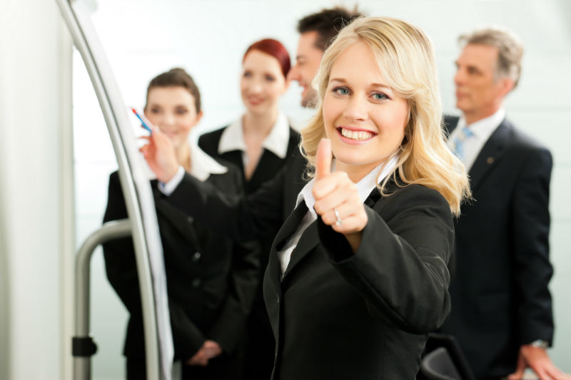 Adapting to Changing Consumer Behaviors in Virtual Sales Training for Sales Reps